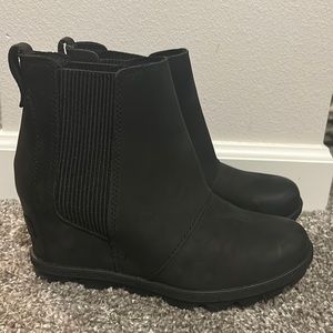 Sorel wedge booties